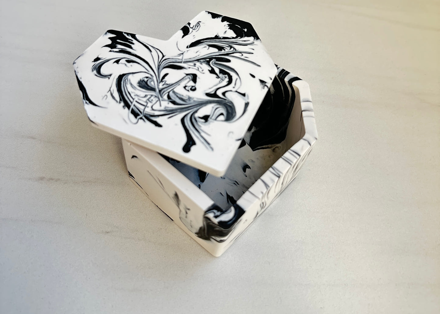 Storm Geometric Heart Box