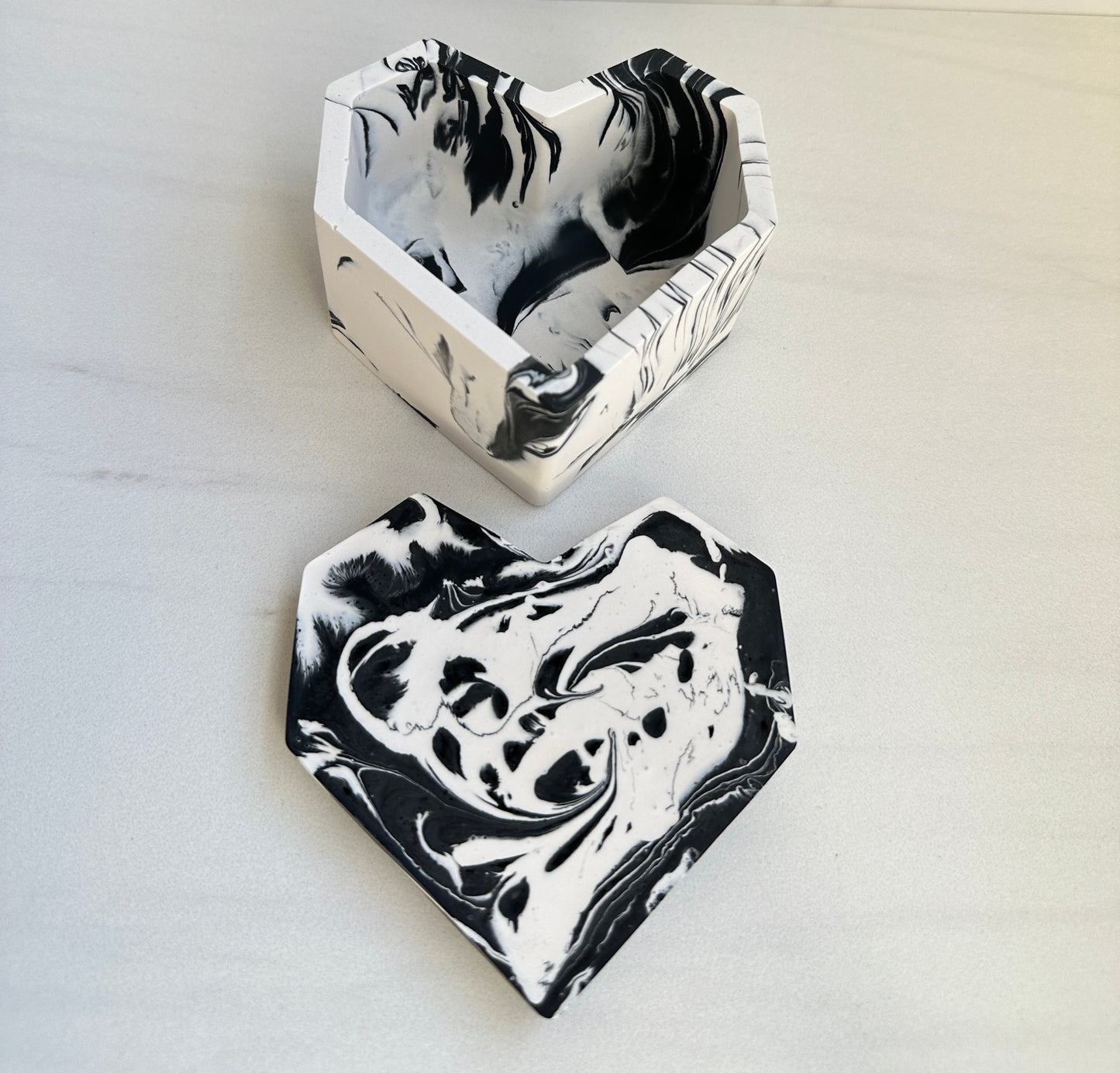 Storm Geometric Heart Box