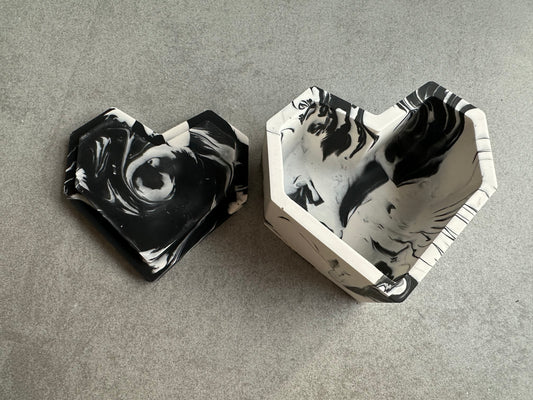 Storm Geometric Heart Box