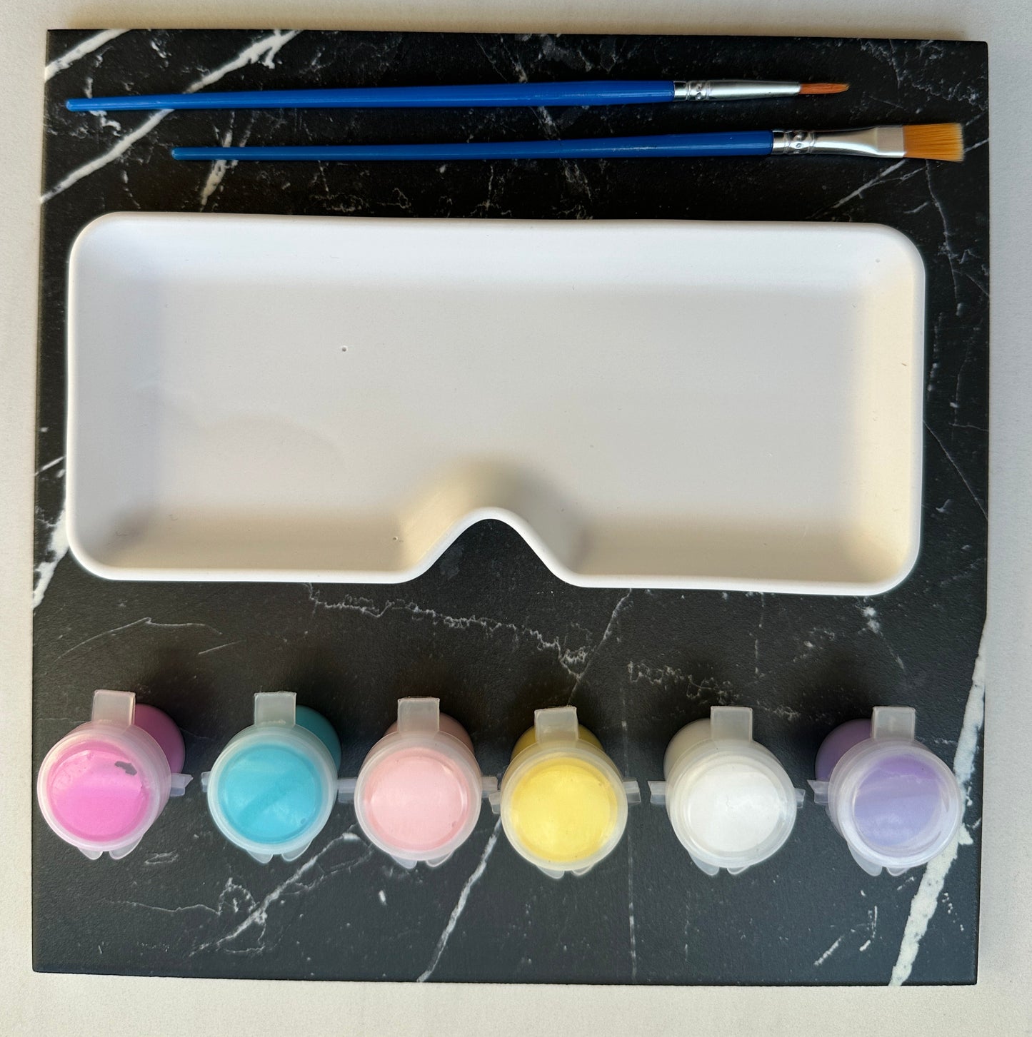 Sunglasses Holder Paint Your Own Kit, DIY Craft Kit for Adults, Desk Decor